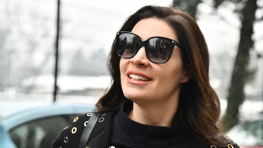 Sırp sunucu Sanja Kužet'in televizyon kariyeri öncesinde de oyunculuk yapmış olduğu ortaya çıktı.