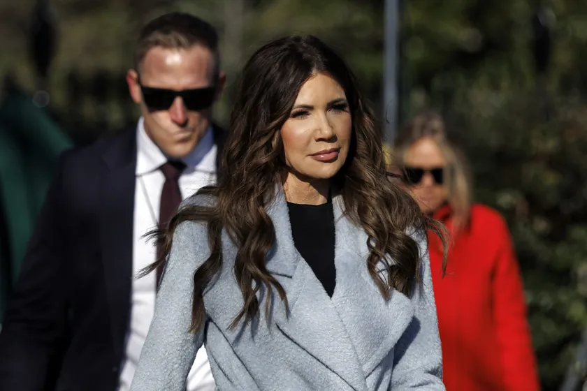 Kristi Noem'in ICE Barbika Olarak Anılmasının Arka Planı