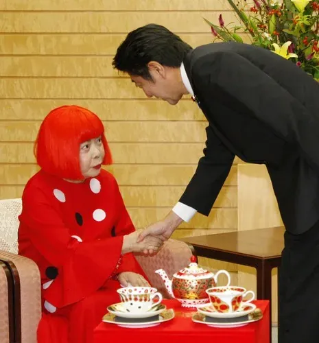 Japonya'da ünlü sanatçı Yayoi Kusama hayatını kaybetti.