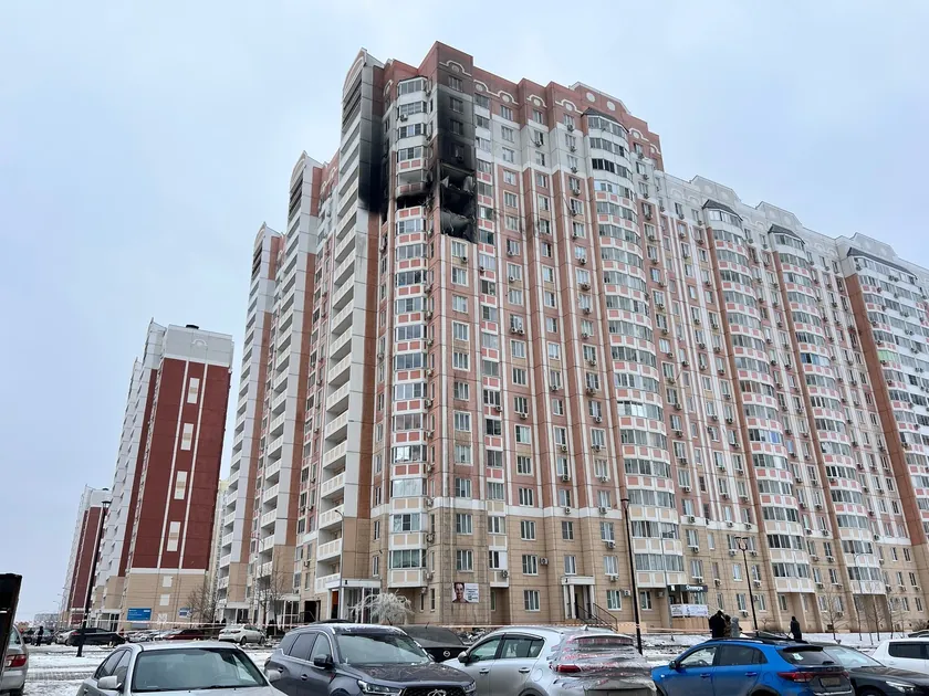 Rus füzesi Rostov na Don'daki bir konut binasını vurdu