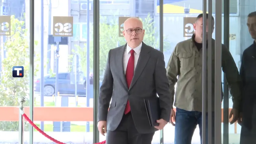 Sırbistan'da Sırp İlerleme Partisi Başkanlık Divanı Belgrad'da Önemli Toplantı Yaptı