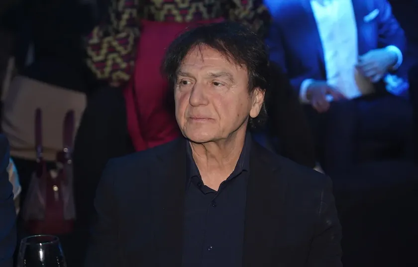 Zdravko Čolić Bosna Hersek'ten diplomatik pasaport aldı, konserleri yorgunluk nedeniyle reddetti