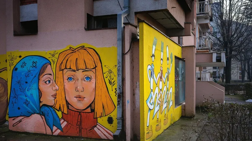 Sırbistan'daki Çačak şehri genç sanatçılarla eski duvarlarını dünya sahnesine taşıdı