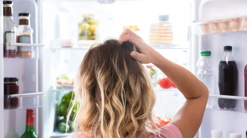 Buzdolabı Temizliğinde Doğal Yöntemler Önemle Vurgulandı: Sağlıklı Ev İçin İpuçları
