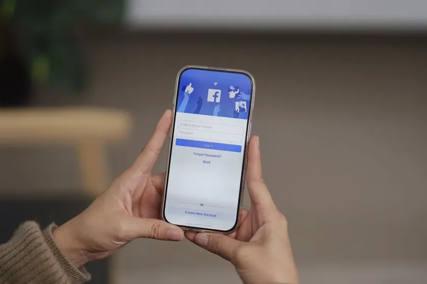 Facebook bugün sabah saatlerinde çöktü - X sosyal medya platformu bu konuda doluyor