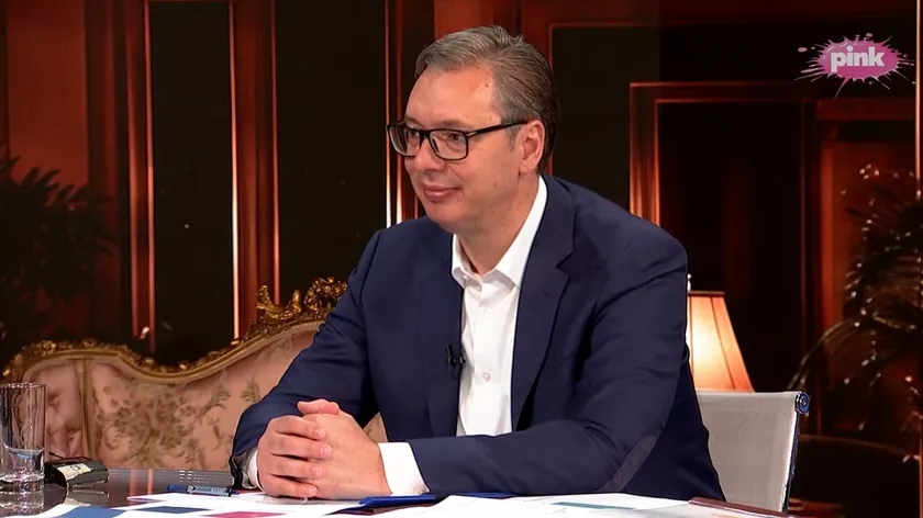 Sırbistan Cumhurbaşkanı Vučić Ses Topu Suçlamalarına Cevap Verdi, Şahsi Hayatını Savundu