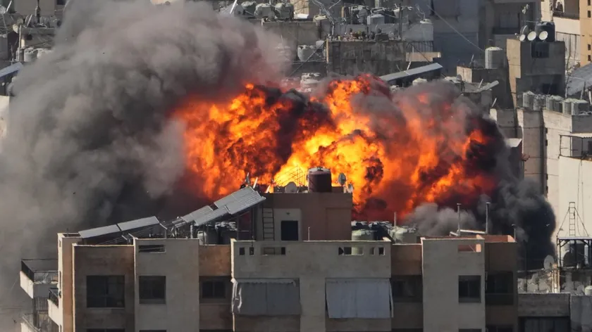 Amerika İran ve İsrail arasındaki savaş için bitiş tarihi belirlendiği aktarıldı