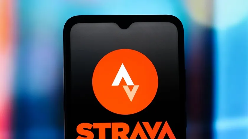 Fransız Donanması Subayı Strava Uygulamasıyla Geminin Gizli Konumunu İfşa Etti