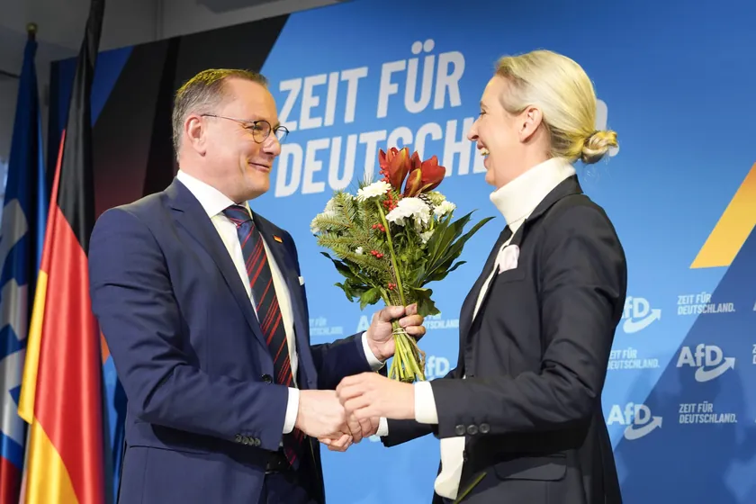 Pola milyar avro bütçeden aşırı solcu AfD partisine