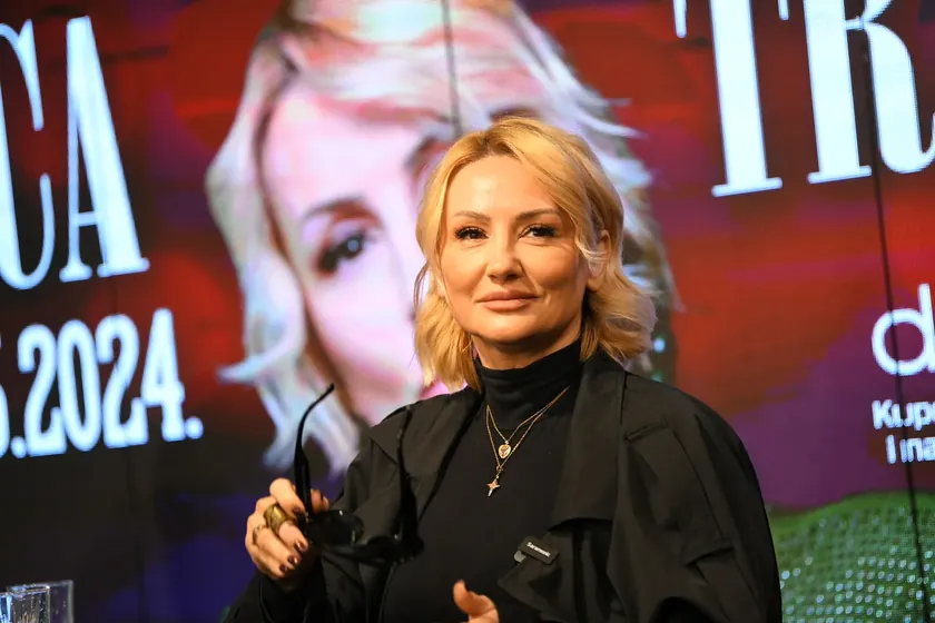 Sırp şarkıcı Goca Tržan eski eşinin kızıyla on yıldır görüşmediğini aktardı.