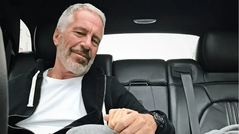 Jeffrey Epstein'ın tutuklanmadan günler önce Fas'ta büyük bir saray alma girişimi