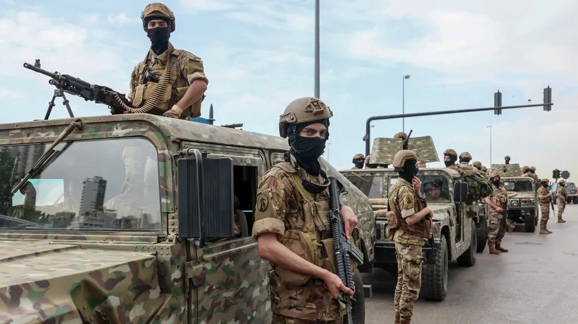 İsrail, Hizbullah saldırıları sonrası Lübnan'da operasyonları genişletmek için rezervistleri acilen göreve çağırdı.