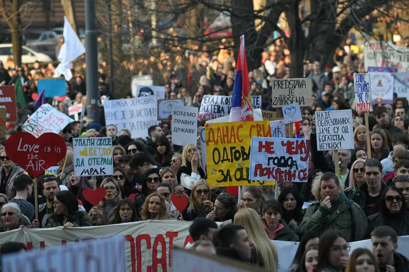 Sırbistan Niş'te Büyük Öğrenci Protestosu Hazırlıkları: Geniş Katılım Bekleniyor