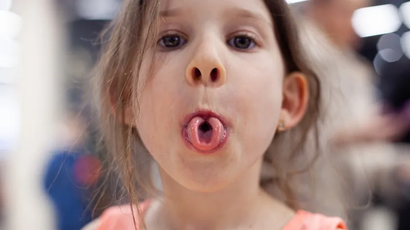 Dil Bükme Yeteneği Genetik ve Psikolojik Özellikleri Hakkında Önemli Bilgiler Sunuyor