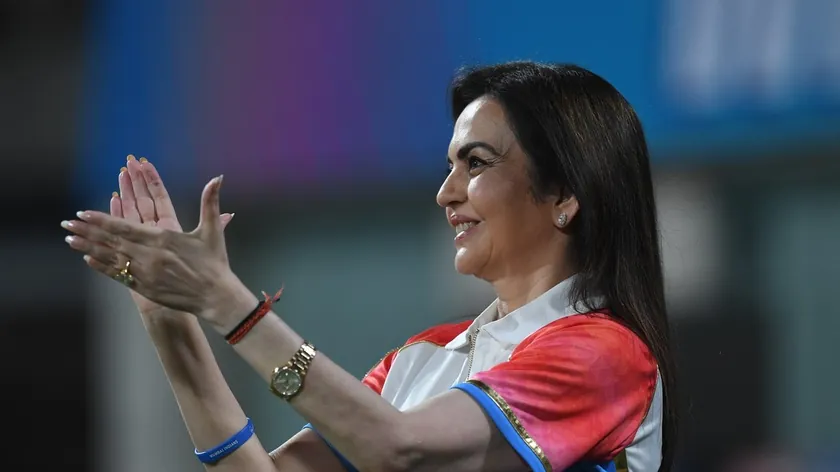 Nita Ambani'nin hayat hikayesi, zenginliğin nasıl inşa edildiğini gösteren mükemmel bir örnektir.