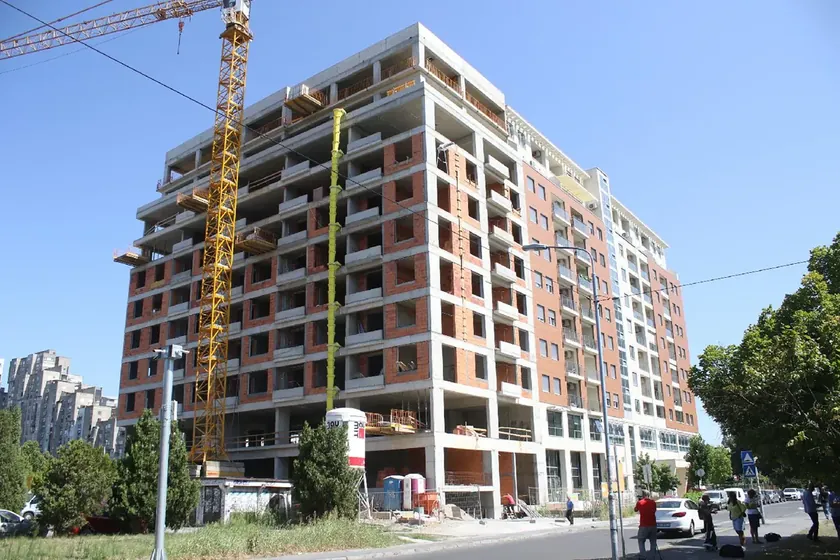 Sırbistan'da milyonlarca mülk kaydı başvurusu alındı, itiraz süreci başlıyor.