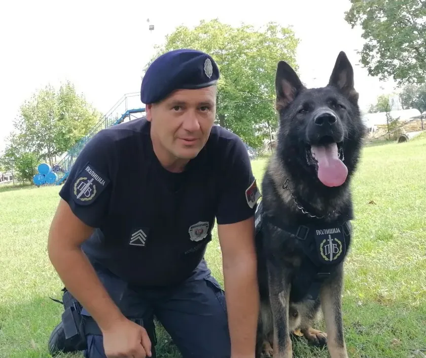 Sırbistan polisi tarafından Rus vatandaşının bedeni kanal Vizel'de bulundu.