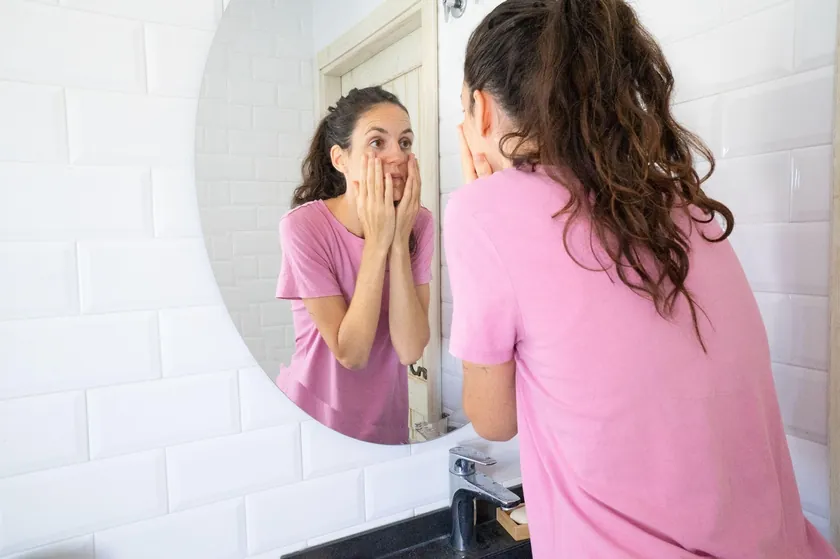 Alkolü bırakmanın cilt üzerine etkileri uzmanlar tarafından açıklandı