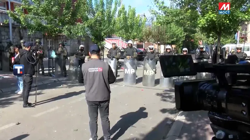 Priştine Savcılığı, Zveçan'daki protestolara katılan Sırp hakkında iddianame hazırladı