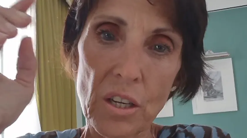 "Ne çocuklarıyla iki yıldır konuşmuyorum çünkü kızımın düğününden sonra ailem yıkıldı."