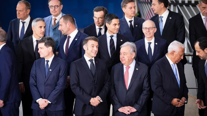 Brüksel'de AB liderler zirvesi başlıyor: Ukrayna, savunma ve genişleme gündemde