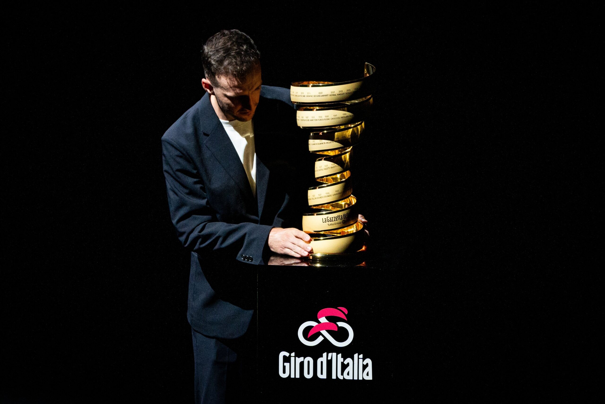 Ünlü Bisikletçi Simon Yates Profesyonel Kariyerini Noktaladı