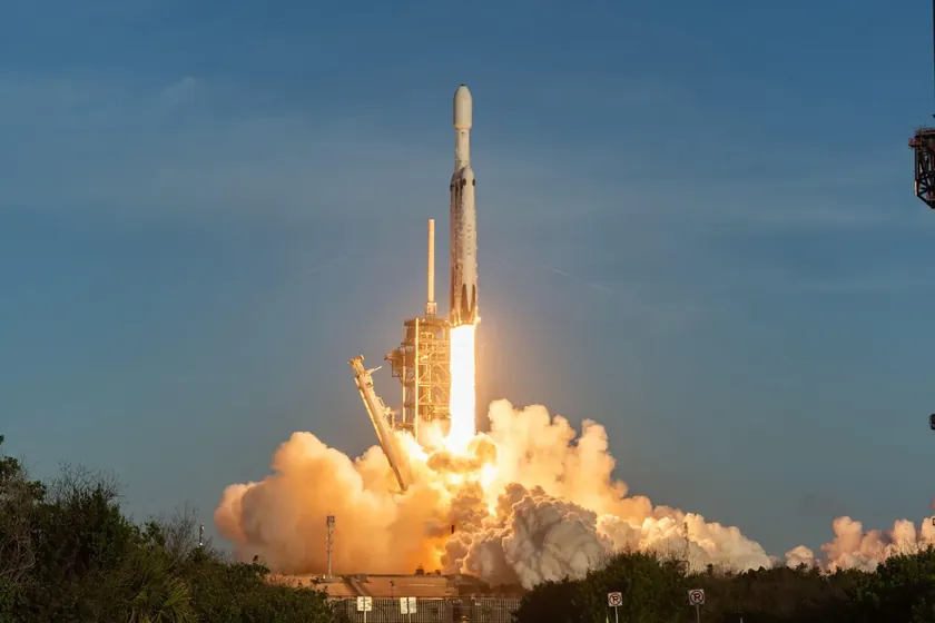 NASA enin güçlü uzay teleskopunu fırlattı Misiyon 5 yıl sürecek ve astrofizik ve kozmolojinin en büyük gizemlerini araştırılacak.