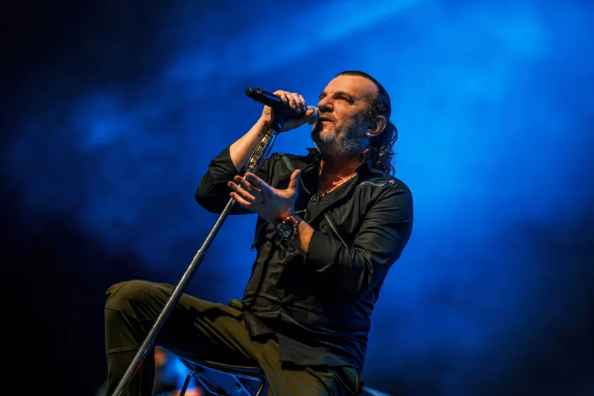 Ulaşımda Aca Lukas'ın Aracına Çarpan Adam Gözaltına Alındı