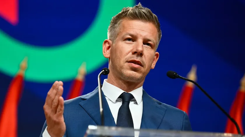 Macaristan'da dondurulan AB fonlarının serbest bırakılması için Komisyon Başkanı ile görüşüldü