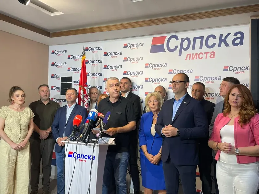 Sırp Listesi "Birleşik Sırbistan" listesine destek verdi.