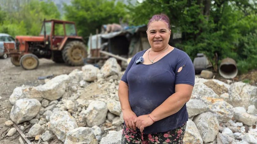 Sırbistan'da eşini kaybeden Nadežda Nešić zorlu kireç üretimini tek başına sürdürüyor