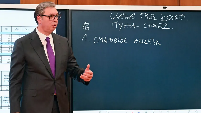 Sırbistan yakıt kısıtlaması uygulamayacak; Vucic, Slovenya'ya otoyol ücreti artışı mesajı verdi.
