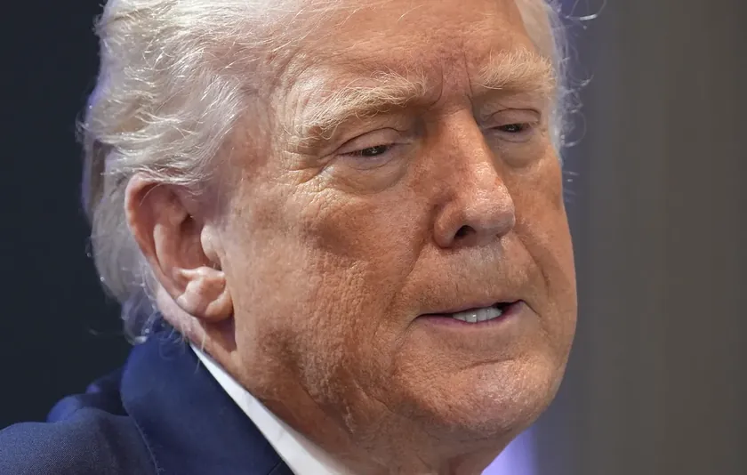 ABD Başkanı Trump, İran'ı benzeri görülmemiş bir güçle karşılık vermekle tehdit etti