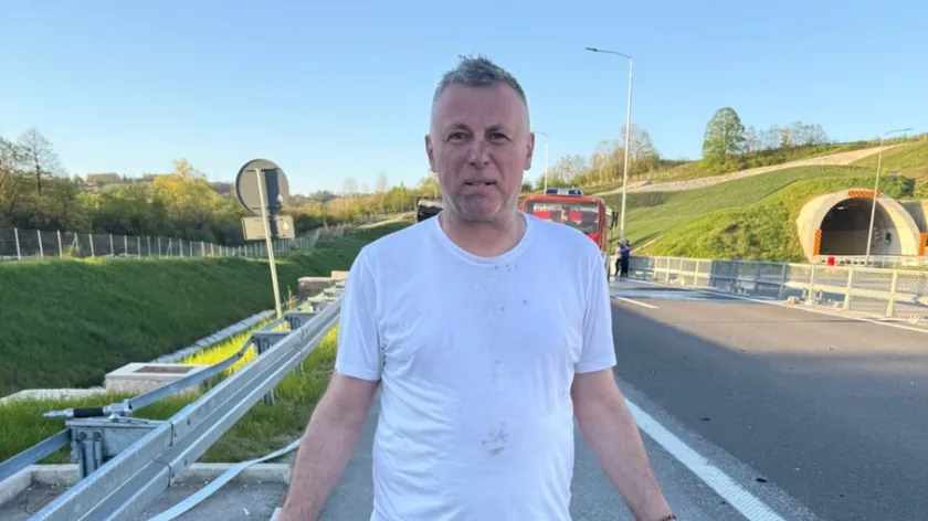 Sırbistan Miloš Veliki Otoyolu'nda Yanan Kamyon Dramı Kahramanca Sona Erdi