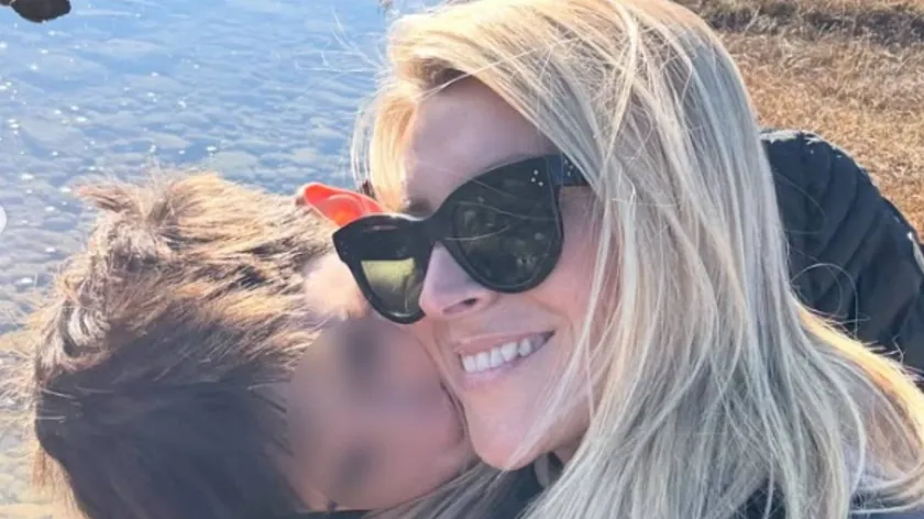 Anđelka Prpić'in oğlu Jakşe için 14 yaşını kutladı.