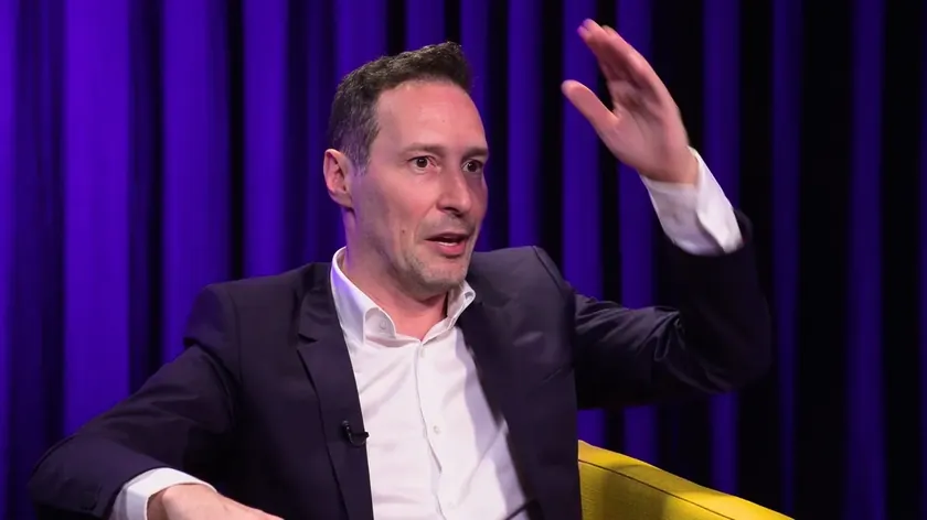 Sırbistanlı müzisyen Peđa Jovanović eşi Ana'nın işini ve evliliklerini açıkladı.