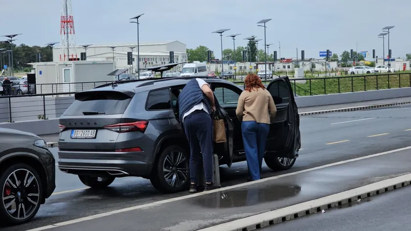 Ana Bekute'nin eski aşkı politikacıydı