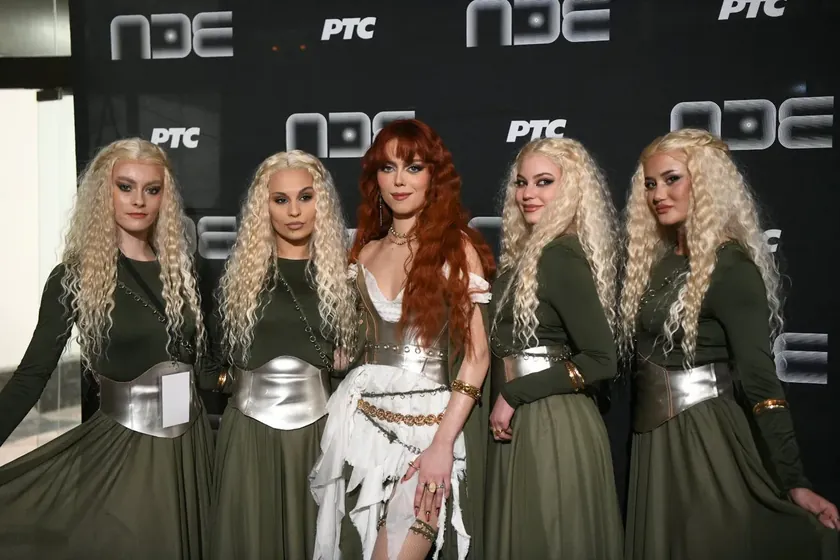 Sırbistan'ın Eurovision seçmelerinde favori Zona, kendini göndereceğini aktardı