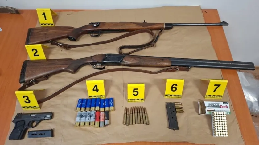 Karadağ'ın kuzeyinde baskı durumu Polisi 12 konumda girdi, işte ele geçirilenler
