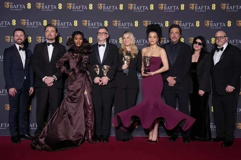 Britanya BAFTA Ödülleri Paul Thomas Anderson'ın "Jedna bitka za drugom" filmine altı ödül getirdi