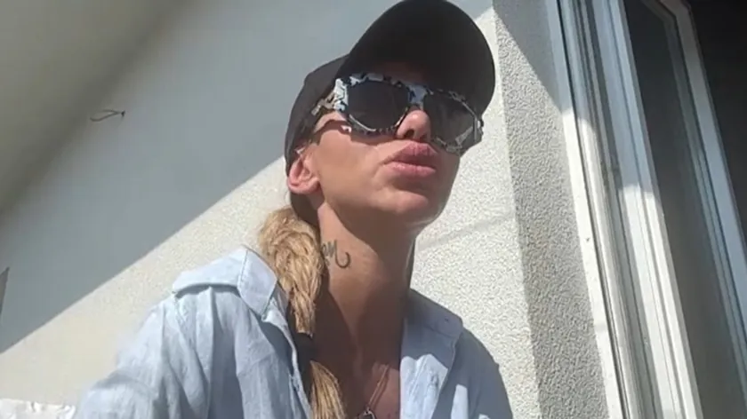 Aneli, Dubrovniku Konakladığı Evinin Görüntüsünü Gösterdi.
