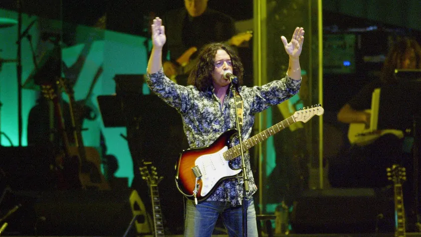 "Tears for Fears" grubunun solist Roland Orzabal, yeni kitabında eski eşiyle olan ilişkisini ve yeni aşkı hakkında konuştu