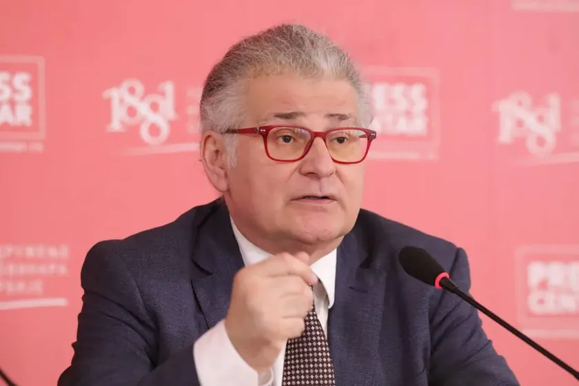 Dr Dragan MiliÄ, öğrencileri destekleyeceklerini duyurdu.