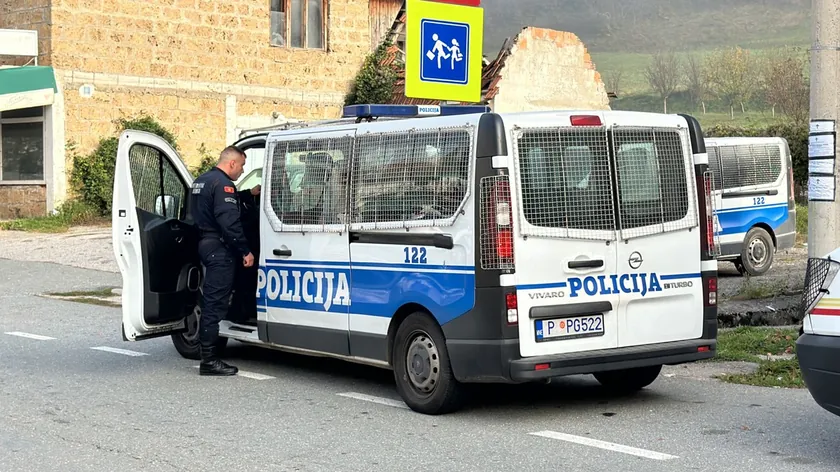 U Crnoj Gori Novosađanin yakalandi Sarhoş bir çocuğu kulüpte dövdü