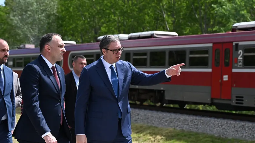 Sırbistan Cumhurbaşkanı Vučić seçim tarihi, Kosova ve AB fonları hakkında konuştu