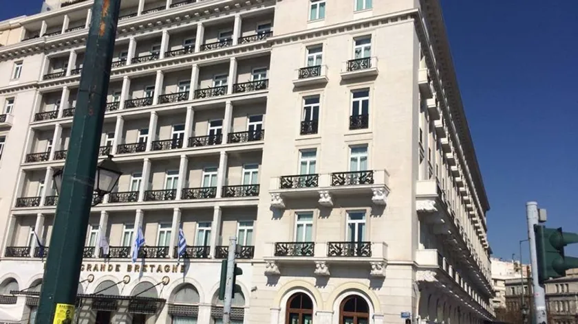 Yunanistan'ın başkenti Atina aşırı turizme karşı yeni kısıtlamalar uygulayacağını bildirdi.