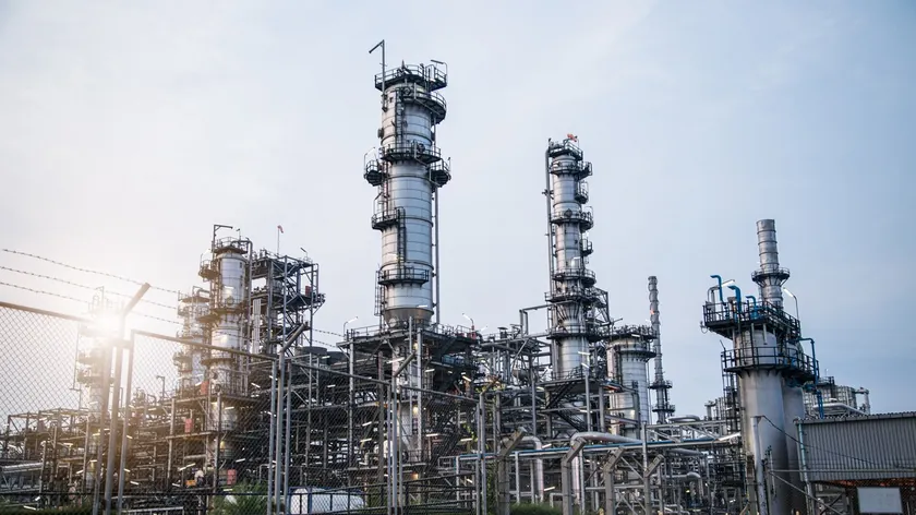 Sıvı petrol fiyatları ABD ve İran arasındaki gerilimin hafiflemesi sinyalleri nedeniyle üç yüzdeyi aşan bir düşüş yaşadı.