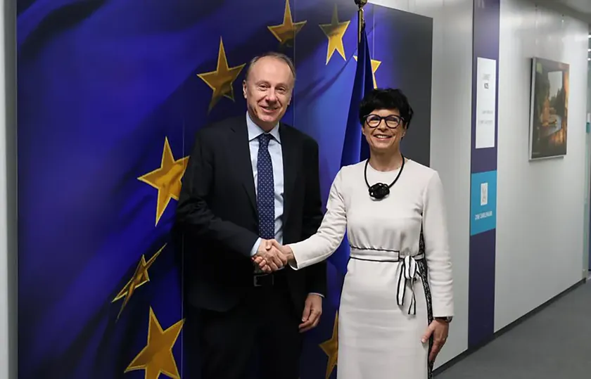 Sırbistan Belgrad Üniversitesi Rektörü Đokić Brüksel'de AB Yetkilisi Kos ile Görüştü