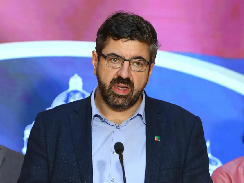 Radomir Lazović: Opozisyon, Sırbistan'daki İktidara Yaptırımlar Talep Edecek