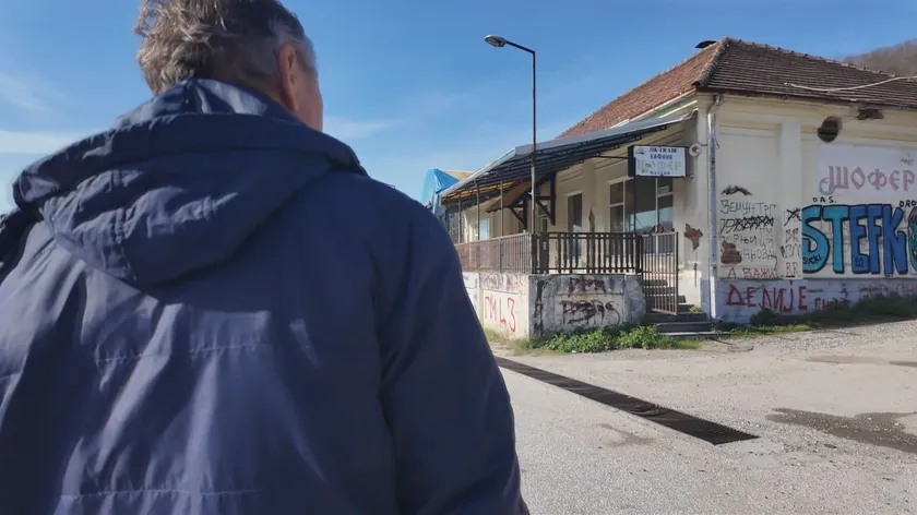 Sırbistan'da İbarska otoyolu üzerindeki asırlık meyhane Šofer satışa çıkıyor